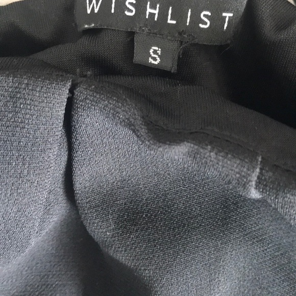 Wishlist off the shoulder top - Picture 3 of 3